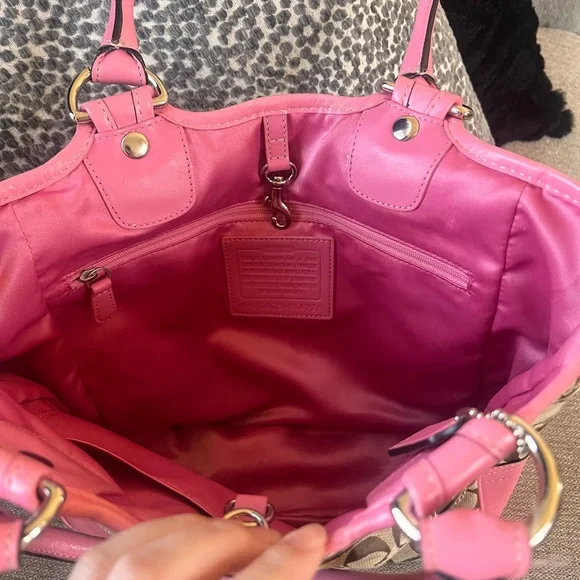 Coach Pink Floral Daisy Bleeker Signature Leather Shoulder Tote Bag - Picture 8 of 9